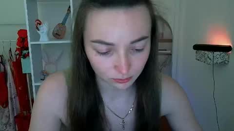 Snapshot of kiss_shy chatting on June 1, 2026, 5:03 pm Valeria online show from June 1, 2026, 5:03 pm