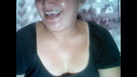 apple online show from December 5, 2025, 2:14 pm