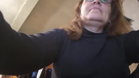 kissandvibe online show from November 23, 2025, 7:46 pm