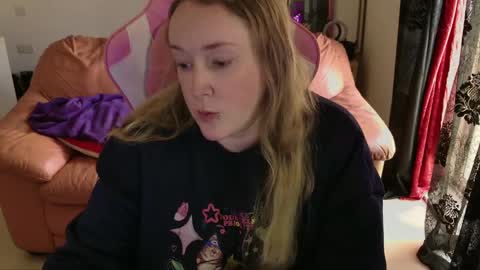 kissica online show from January 21, 2025, 1:11 pm