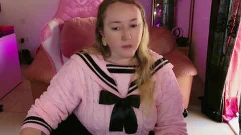 kissica online show from January 27, 2025, 1:19 pm