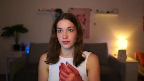 Sisi online show from October 31, 2025, 2:29 pm