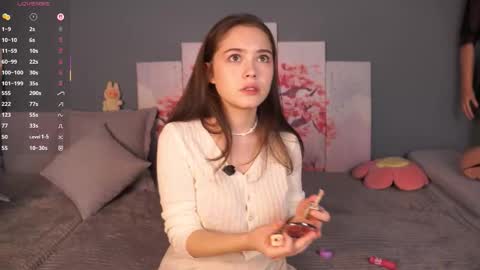 Lola online show from October 16, 2025, 7:09 am