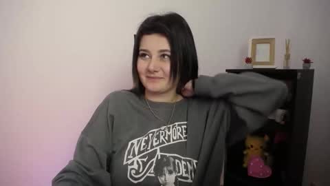 kissleoxx online show from October 20, 2025, 12:16 pm