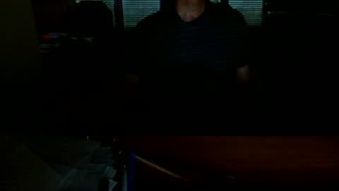 kisslog1 online show from June 20, 2026, 2:31 pm