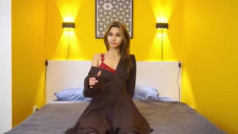 Snezhana online show from September 23, 2025, 12:41 pm