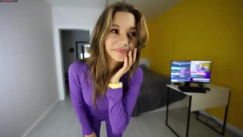 Snezhana online show from October 7, 2025, 2:03 pm