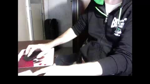 kissofbanned1983 online show from November 14, 2025, 5:11 pm