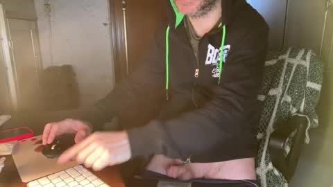 kissofbanned1983 online show from March 8, 2026, 9:35 am