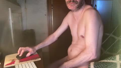 Snapshot of kissofbanned1983 chatting on June 5, 2026, 9:48 am kissofbanned1983 online show from June 5, 2026, 9:48 am