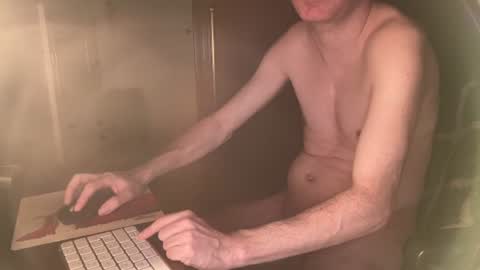 Snapshot of kissofbanned1983 chatting on July 10, 2026, 9:39 pm kissofbanned1983 online show from July 10, 2026, 9:39 pm