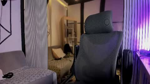 Snapshot of kitanna_1 chatting on June 10, 2026, 10:41 pm kitanna_1 online show from June 10, 2026, 10:41 pm