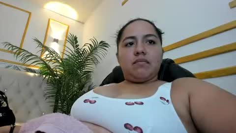 Snapshot of kitara_cooper chatting on June 19, 2026, 8:40 am Kitara Cooper online show from June 19, 2026, 8:40 am