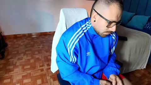 kite__ online show from April 21, 2026, 11:38 am