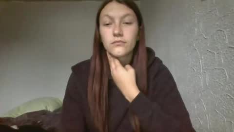 kiti_kitiss online show from November 6, 2025, 11:33 am