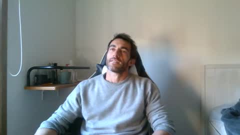 Snapshot of kitosssss chatting on April 27, 2026, 1:53 pm Steve Cocks online show from April 27, 2026, 1:53 pm