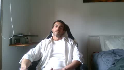 Snapshot of kitosssss chatting on May 13, 2026, 3:20 pm Steve Cocks online show from May 13, 2026, 3:20 pm