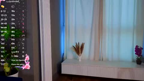 The sexy fox Kitsune online show from February 27, 2026, 5:29 am