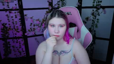 Snapshot of kitsune_little chatting on July 7, 2026, 7:51 pm kitsune_little online show from July 7, 2026, 7:51 pm