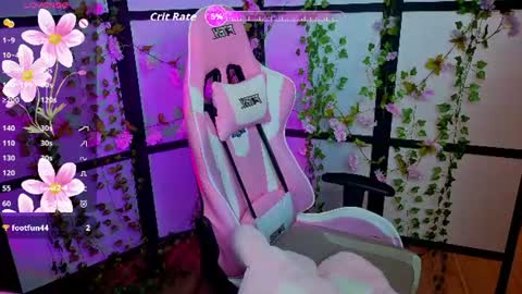 Snapshot of kitsune_little chatting on July 10, 2026, 10:56 pm kitsune_little online show from July 10, 2026, 10:56 pm