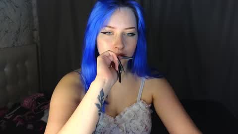 Alisa online show from December 13, 2024, 9:57 am