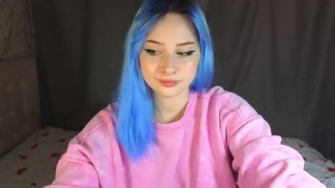 Alisa online show from December 25, 2024, 7:57 am