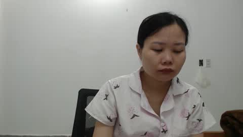 kitti_baby2x online show from April 20, 2026, 2:58 am