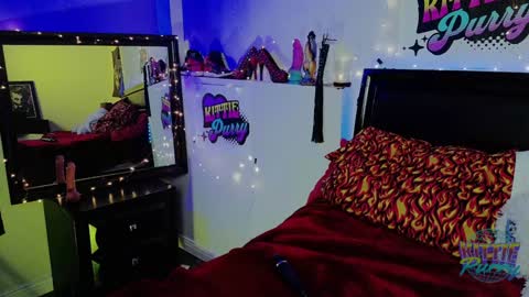 Kittie Purry online show from January 15, 2025, 7:37 am