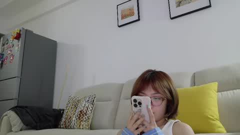 Kitty and Aniki online show from May 12, 2026, 8:55 am