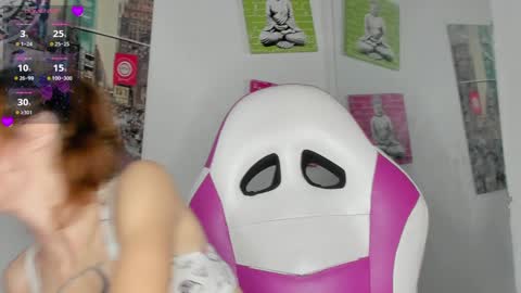  KITTY online show from February 8, 2025, 8:53 pm