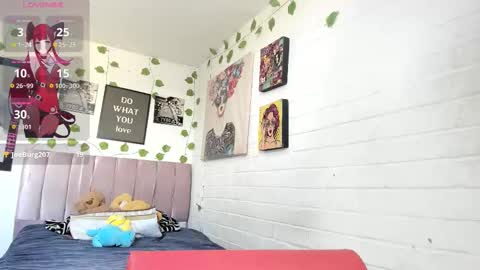  KITTY online show from March 26, 2026, 9:09 pm