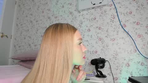 sophie online show from February 6, 2026, 5:27 pm