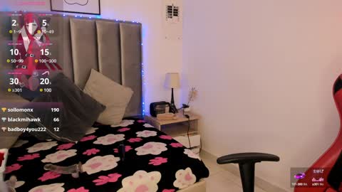 Camila online show from February 3, 2025, 6:02 am