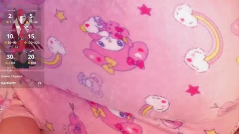 Camila online show from February 18, 2025, 8:49 am