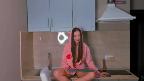 Snapshot of kitty_meu chatting on February 27, 2025, 8:09 pm Kitty online show from February 27, 2025, 8:09 pm