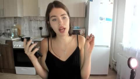 kitty mila online show from September 12, 2025, 10:15 am