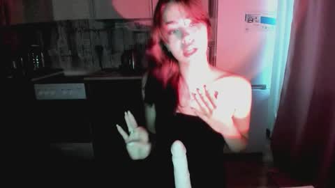 kitty mila online show from October 1, 2025, 11:38 am