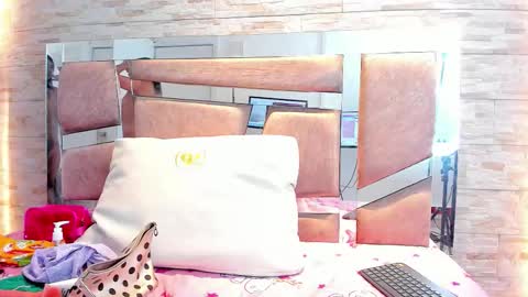 kitty online show from February 22, 2026, 7:23 pm