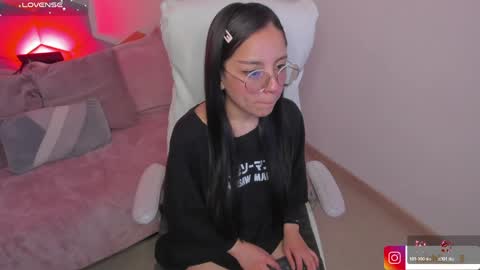 Kitty online show from April 28, 2026, 2:38 am