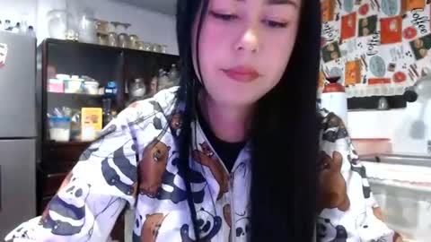 kitty_small69 online show from June 23, 2026, 3:15 am