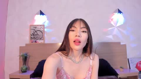 Snapshot of kitty_velve chatting on April 28, 2026, 12:10 pm kitty online show from April 28, 2026, 12:10 pm