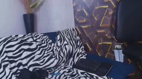 Snapshot of kitty_violet11 chatting on May 26, 2026, 7:26 am kitty_violet11 online show from May 26, 2026, 7:26 am