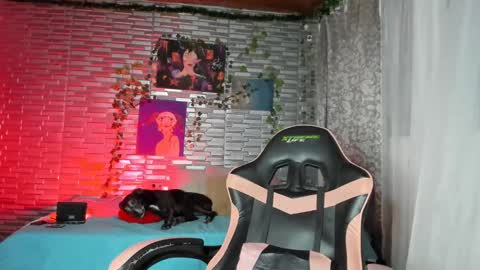 violet online show from November 9, 2025, 6:23 am