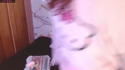 LAURA  help me reach 100likes online show from July 14, 2026, 10:21 am