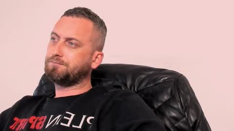 Your Owner online show from September 19, 2025, 3:52 am