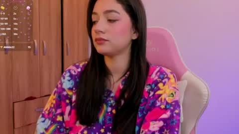 kitty online show from August 5, 2026, 8:33 pm