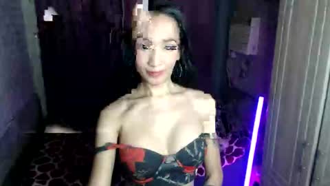 Katarena Latsveya online show from April 24, 2026, 5:15 pm