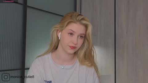 Monika online show from March 9, 2025, 4:38 am