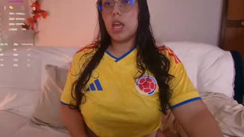 Snapshot of kittylu__ chatting on July 4, 2026, 4:51 am L FOLLOW ME ON IG kittylu online show from July 4, 2026, 4:51 am