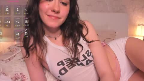 Snapshot of kittyrayy chatting on April 28, 2026, 5:18 pm Becky online show from April 28, 2026, 5:18 pm